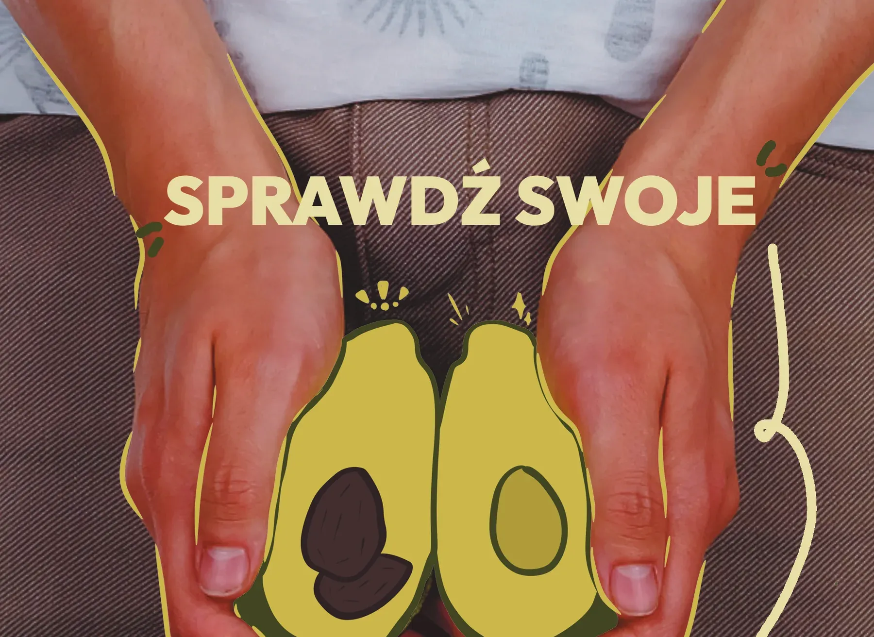 Dłonie trzymające dwie połówki awokado - jedna z dużą pestką